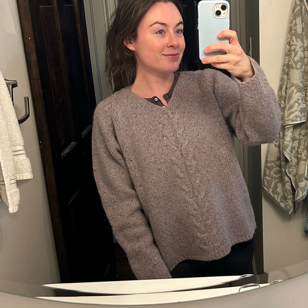 L.L. Bean Women's Sweater in Soft Purple